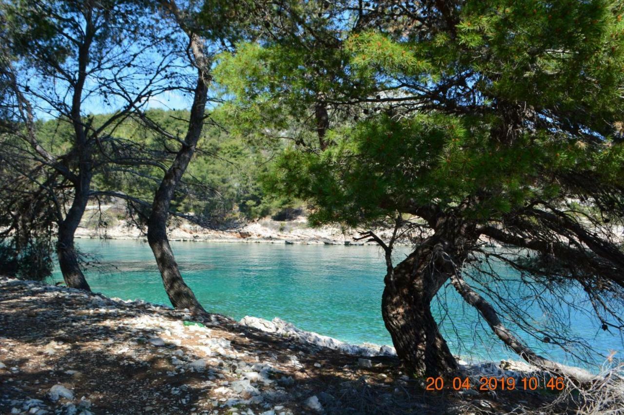 Sealodge Solta - Luxe Villa, private pool&mooring Rogač Esterno foto