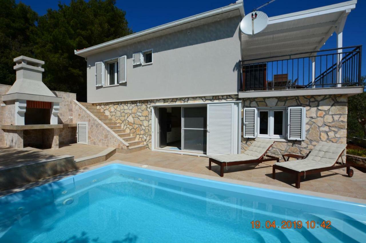Sealodge Solta - Luxe Villa, private pool&mooring Rogač Esterno foto