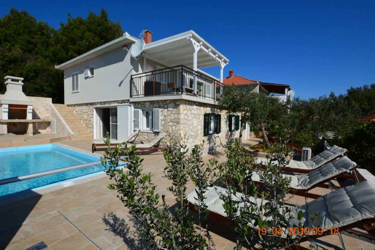 Sealodge Solta - Luxe Villa, private pool&mooring Rogač Esterno foto