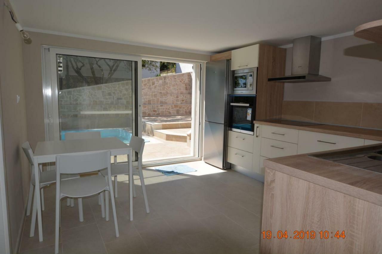 Sealodge Solta - Luxe Villa, private pool&mooring Rogač Esterno foto
