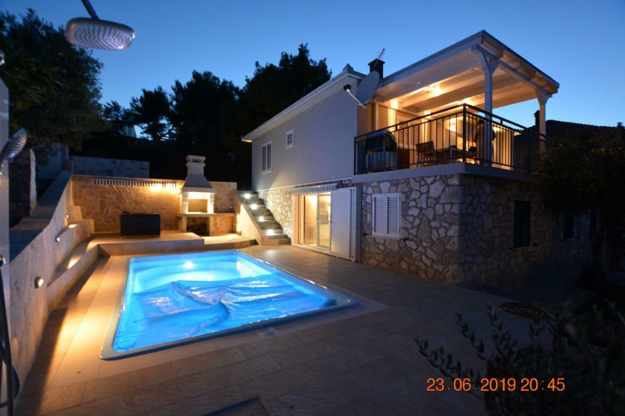 Sealodge Solta - Luxe Villa, private pool&mooring Rogač Esterno foto