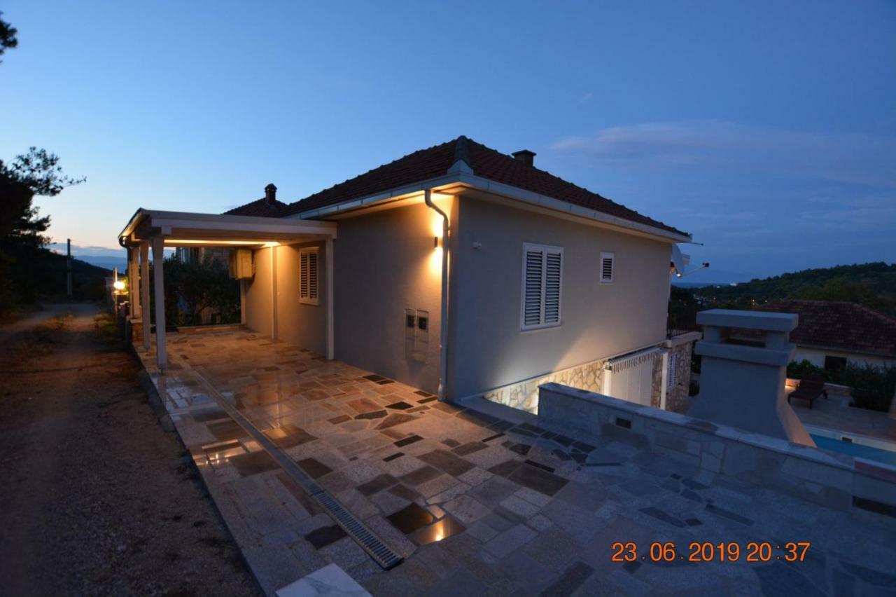 Sealodge Solta - Luxe Villa, private pool&mooring Rogač Esterno foto