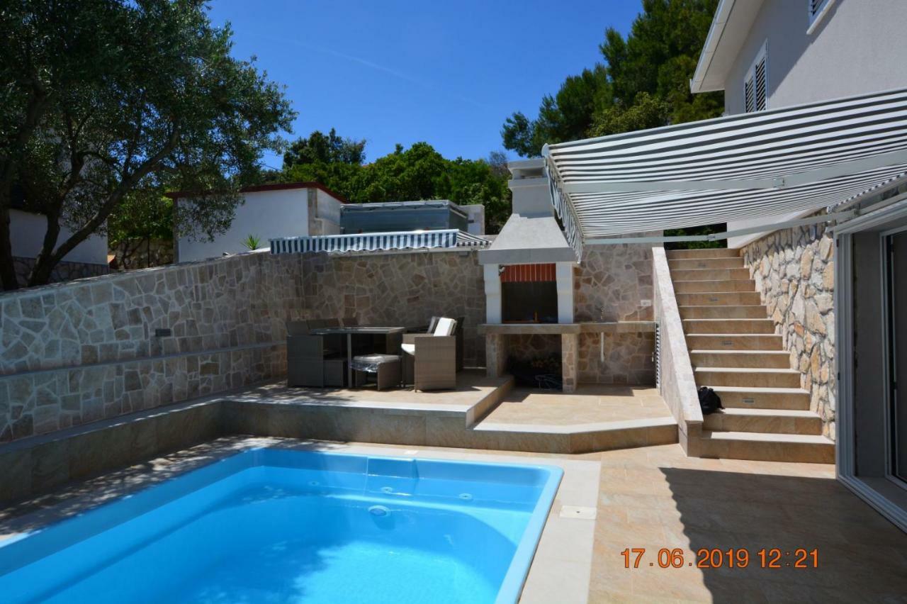 Sealodge Solta - Luxe Villa, private pool&mooring Rogač Esterno foto